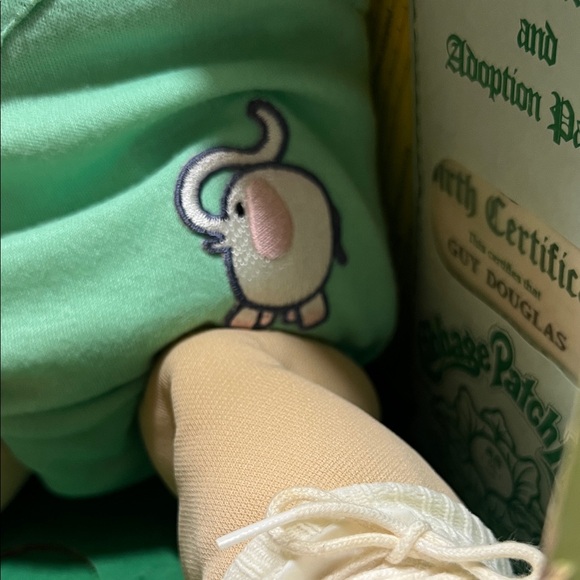 1985 Cabbage Patch Doll with Green Outfit - Picture 5 of 5